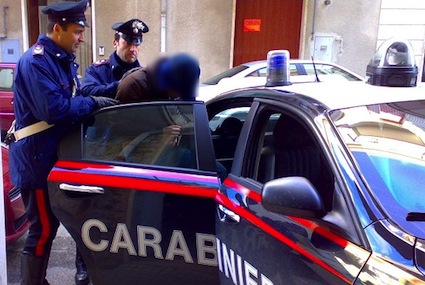 https://www.eolopress.it/index/wp-content/uploads/2012/12/arresto-carabinieri-.jpeg