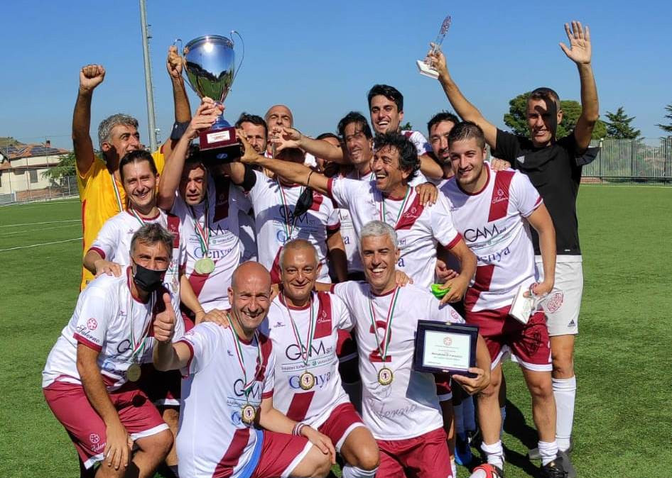Calcio: Odcec Salerno conquista la Coppa Italia
