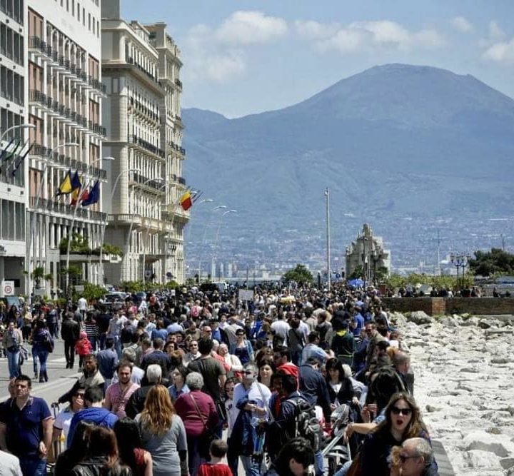 Boom di turisti in Campania, trend in crescita nell’ultimo triennio